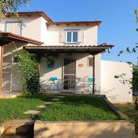 Spiti Ostria Villa Aígion Ngoại thất bức ảnh
